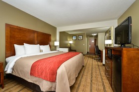 Comfort Inn & Suites Coralville - Iowa City Near Iowa River Landing