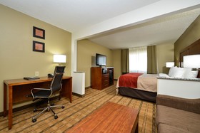 Comfort Inn & Suites Coralville - Iowa City Near Iowa River Landing