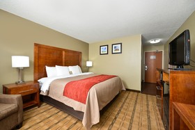 Comfort Inn & Suites Coralville - Iowa City Near Iowa River Landing