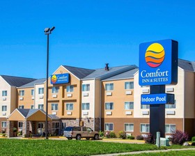 Comfort Inn & Suites Coralville - Iowa City Near Iowa River Landing