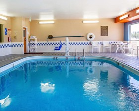 Comfort Inn & Suites Coralville - Iowa City Near Iowa River Landing