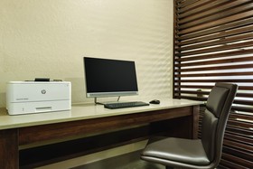 Country Inn & Suites by Radisson, Coralville, IA