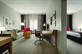 Country Inn & Suites by Radisson, Coralville, IA