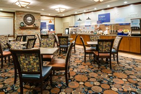 Holiday Inn Express & Suites Coralville