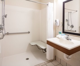 Holiday Inn Express & Suites Coralville