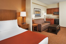 Holiday Inn Express & Suites Coralville