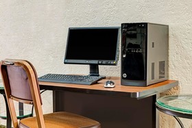 Bridgepointe Inn & Suites