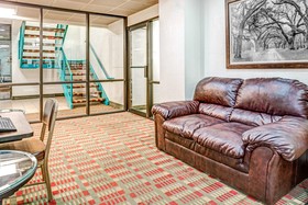 Bridgepointe Inn & Suites