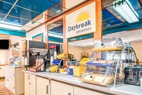 Bridgepointe Inn & Suites