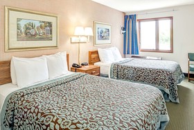 Bridgepointe Inn & Suites