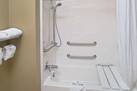 Microtel Inn & Suites by Wyndham Council Bluffs/Omaha