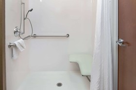 Microtel Inn & Suites by Wyndham Council Bluffs/Omaha