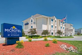 Microtel Inn & Suites by Wyndham Council Bluffs/Omaha