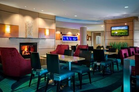 SpringHills Suites by Marriott Council Bluffs