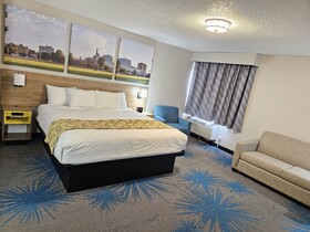 Days Inn by Wyndham Davenport