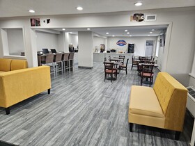 Days Inn by Wyndham Davenport