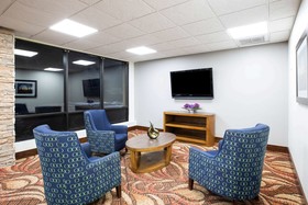 La Quinta Inn by Wyndham Davenport & Conference Center