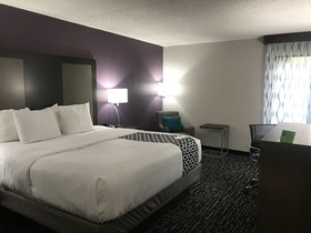 La Quinta Inn by Wyndham Davenport & Conference Center