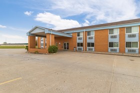 Motel 6 Davenport, IA