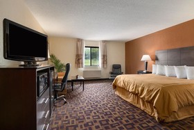 Super 8 by Wyndham Decorah