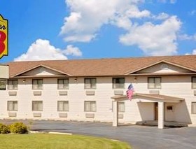 Super 8 by Wyndham Decorah