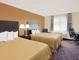 Super 8 by Wyndham Decorah