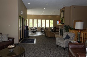 Cobblestone Inn & Suites - Denison | Majestic Hills