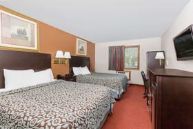 Days Inn & Suites by Wyndham Des Moines Airport