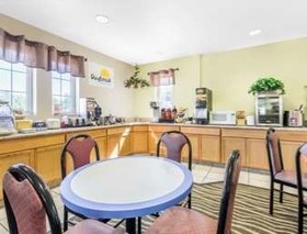 Des Moines-Days Inn Merle Hay