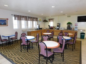 Des Moines-Days Inn Merle Hay