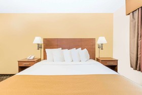 Des Moines-Days Inn Merle Hay