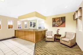 Des Moines-Days Inn Merle Hay