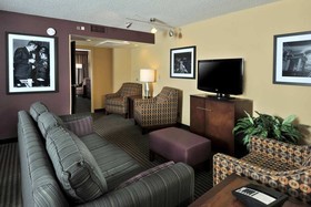 Embassy Suites Hotel Des Moines Downtown