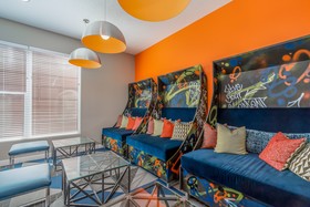 Kasa Des Moines Downtown Apartments