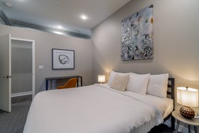 Kasa Des Moines Downtown Apartments