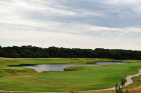 Qube Hotel Polk City