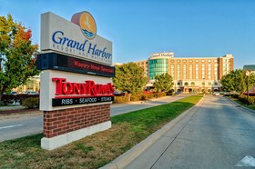Grand Harbor Resort & Waterpark