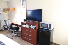 Super 8 by Wyndham Dubuque