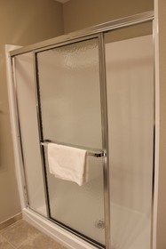 Brookstone Lodge and Suites