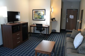 Brookstone Lodge and Suites