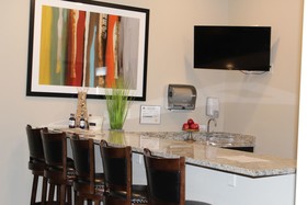 Brookstone Lodge and Suites