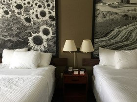 Super 8 by Wyndham Emmetsburg