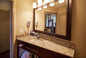 AmericInn by Wyndham Fairfield