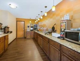 Super 8 by Wyndham Fairfield