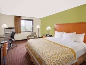 Days Inn by Wyndham Fort Dodge