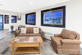 Super 8 by Wyndham Fort Madison