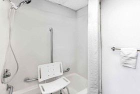 Super 8 by Wyndham Fort Madison