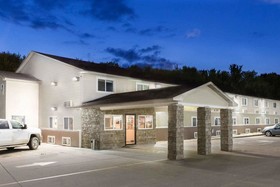 Super 8 by Wyndham Fort Madison