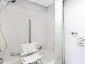 Super 8 by Wyndham Fort Madison