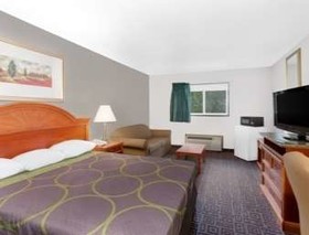 Super 8 by Wyndham Fort Madison